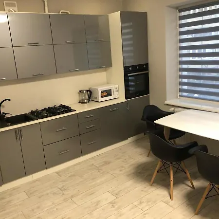 Gil Apartments, Volodimirskaja 90.246 - Majetok Bozdosh